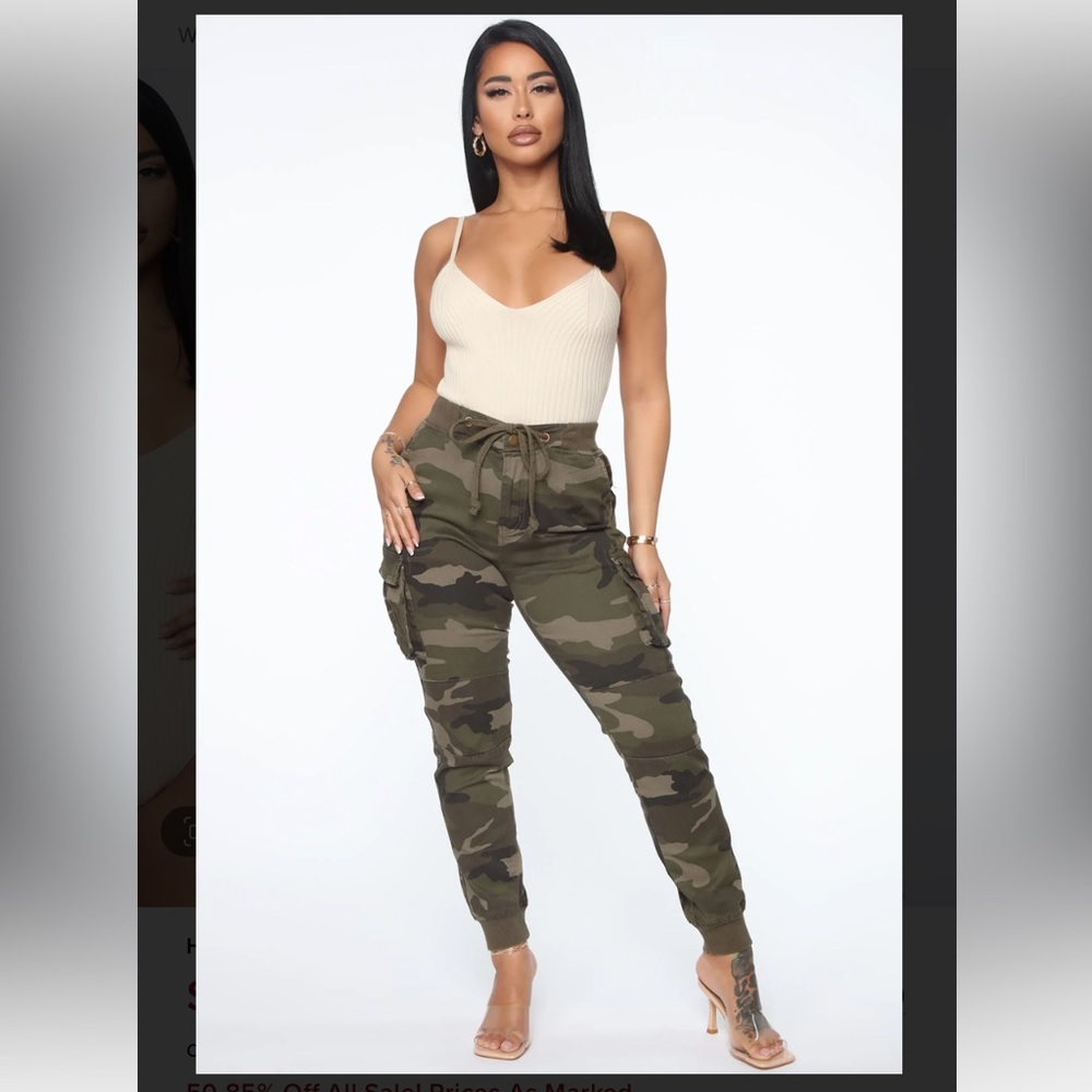 Fashion Nova bodysuit size L